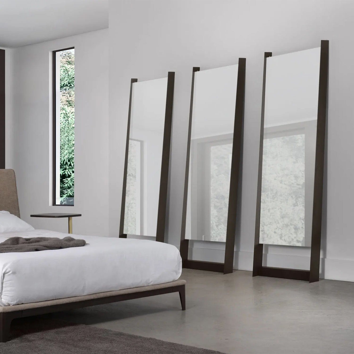 TRICA FURNITURE EDGE MIRROR