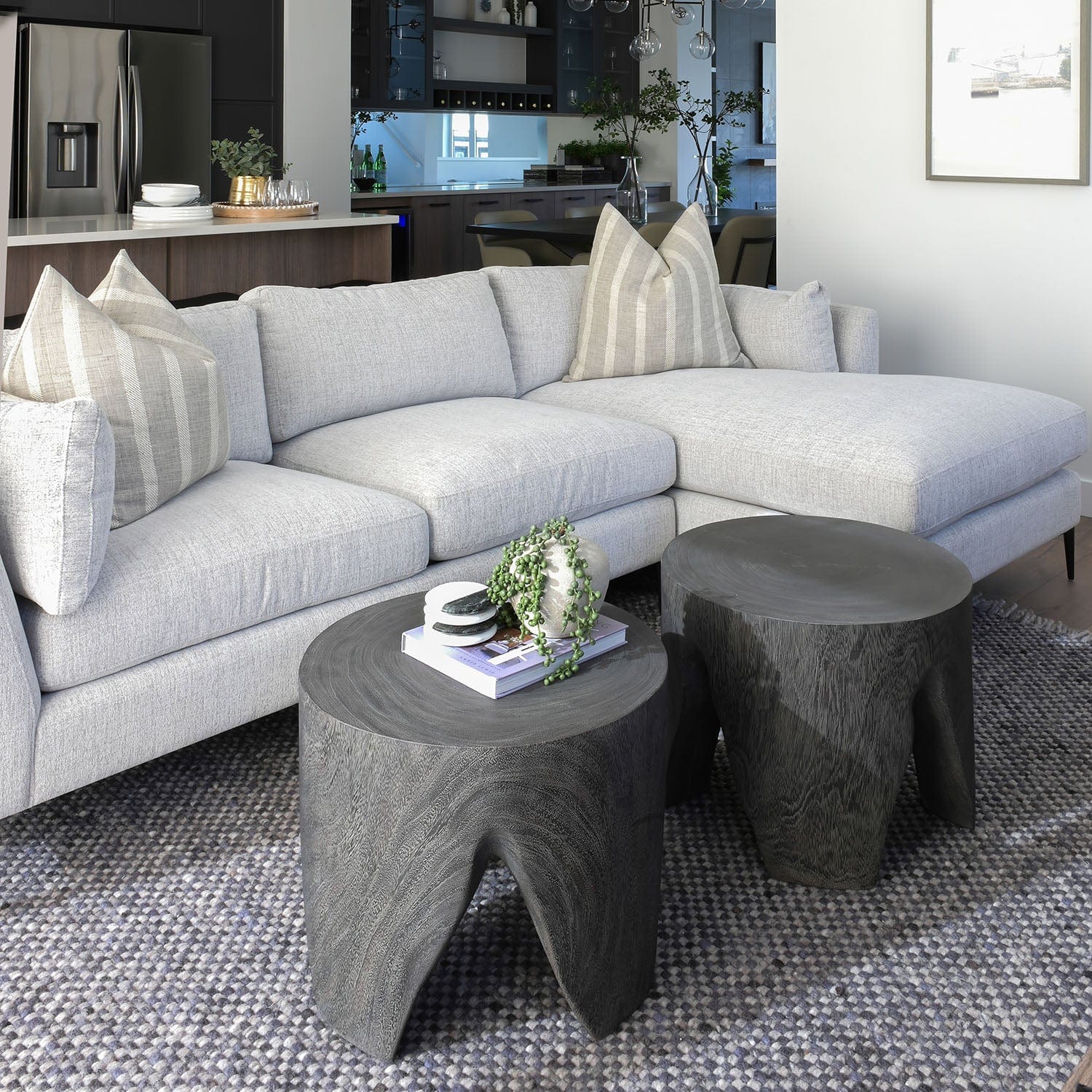 BERNHARDT KATERI ACCENT TABLE