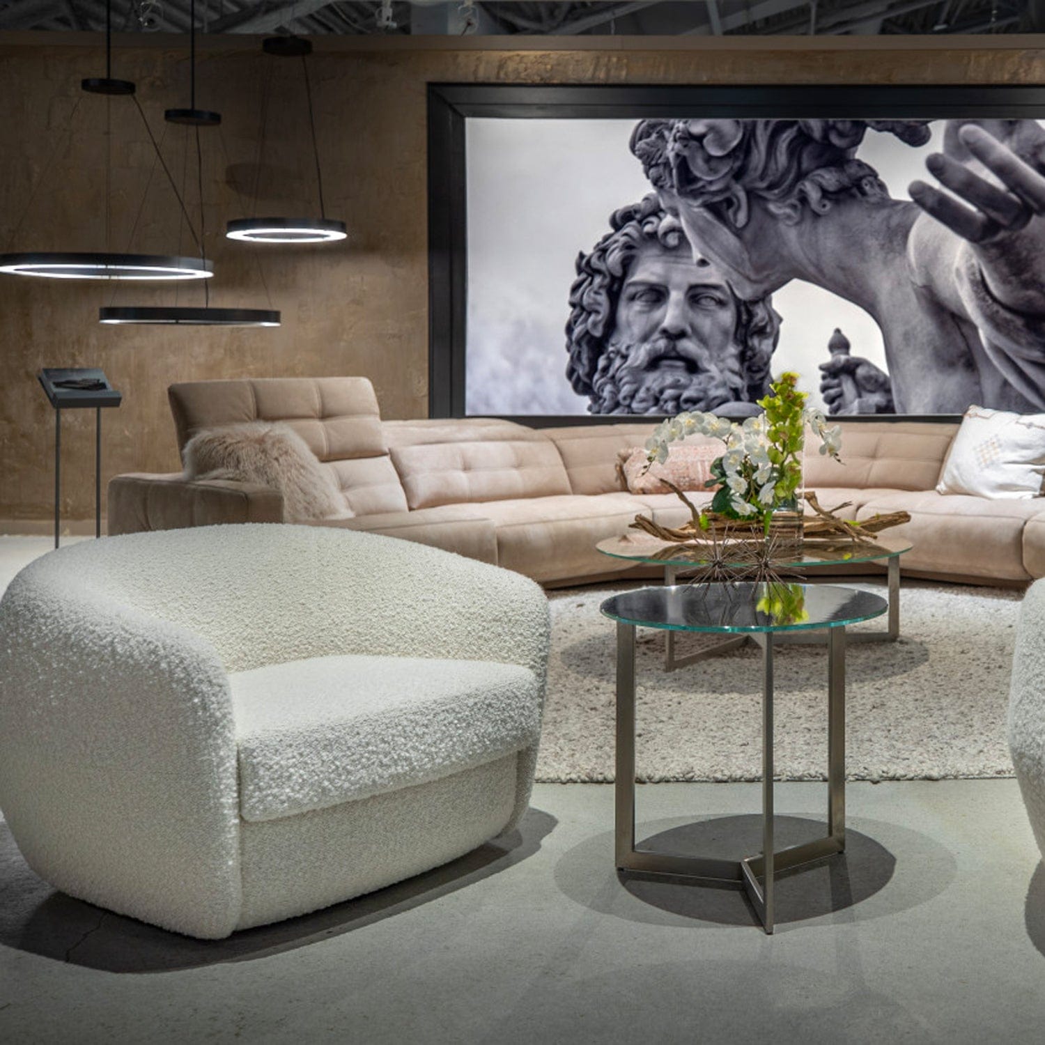 AMERICAN LEATHER BERGER SWIVEL CHAIR