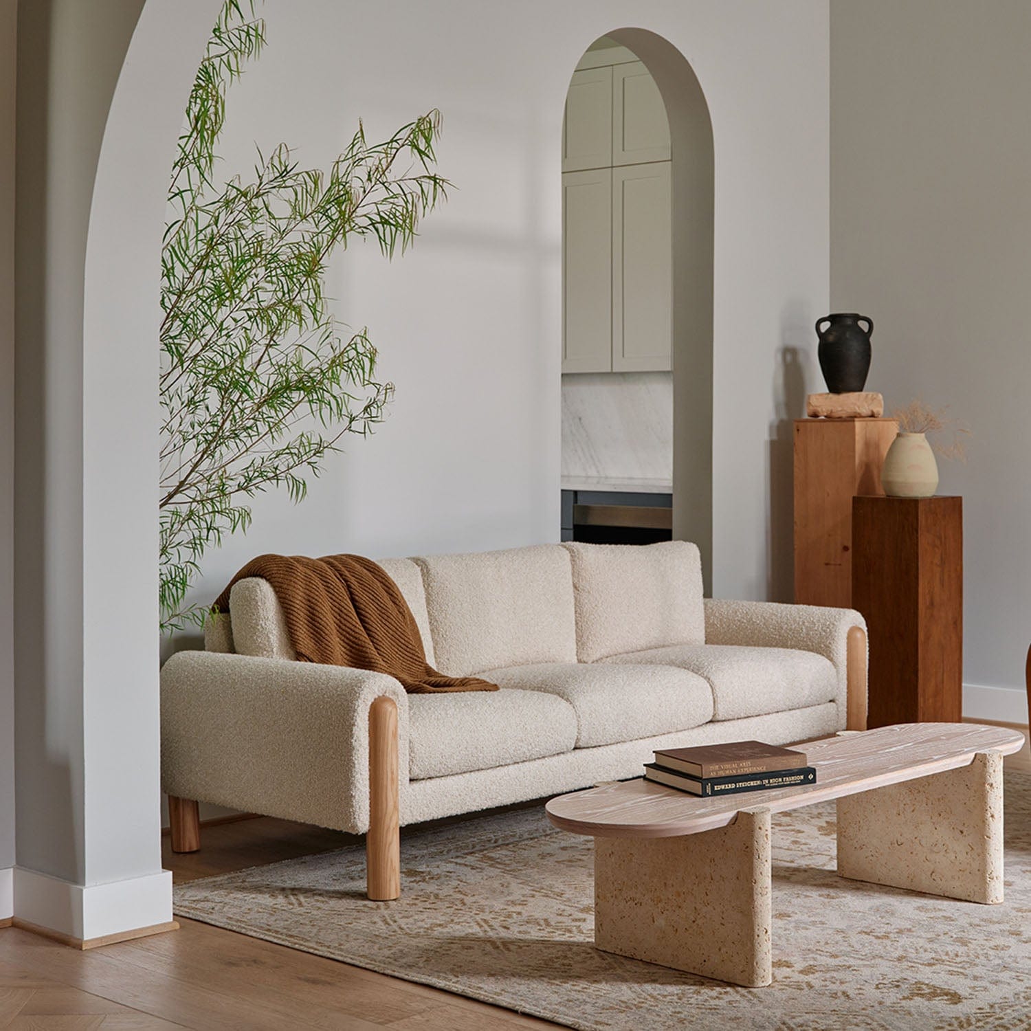 AMERICAN LEATHER REVIE SOFA