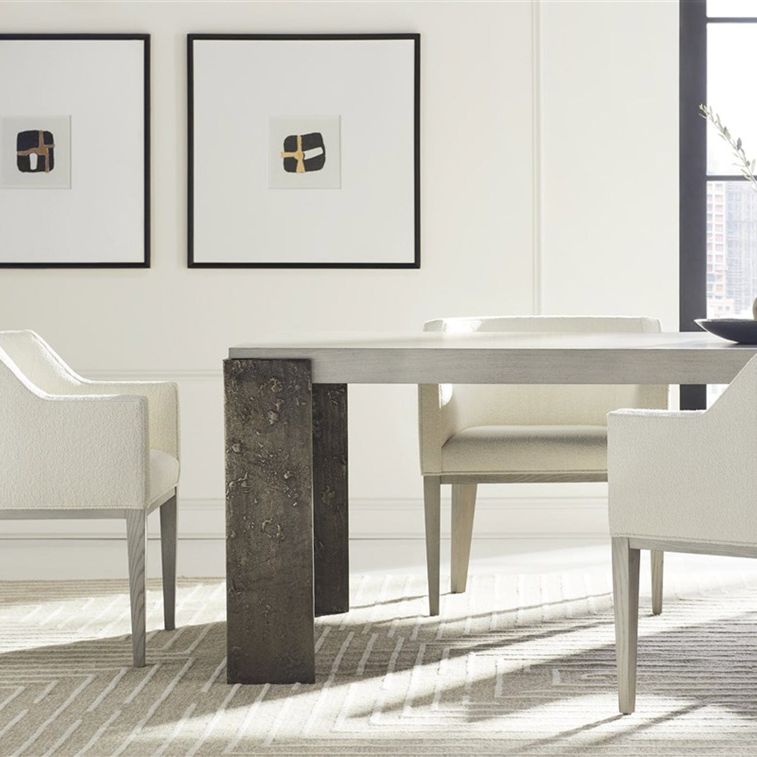 VANGUARD FURNITURE AXIS CHAIR