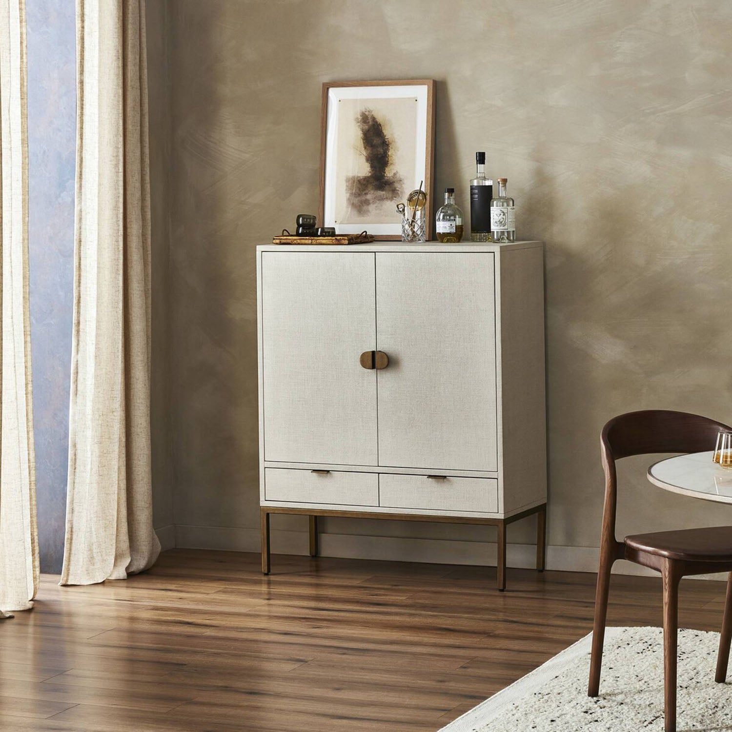 CRESSIDA BAR CABINET