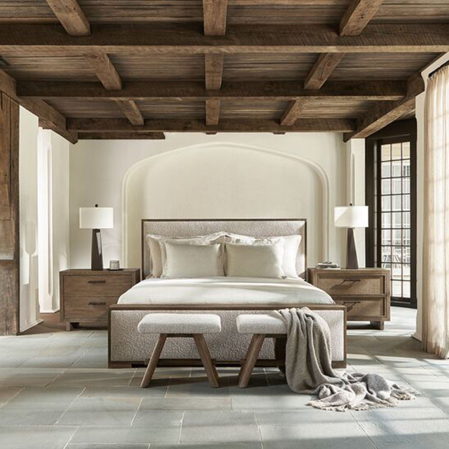 BERNHARDT CASA PAROS BENCH