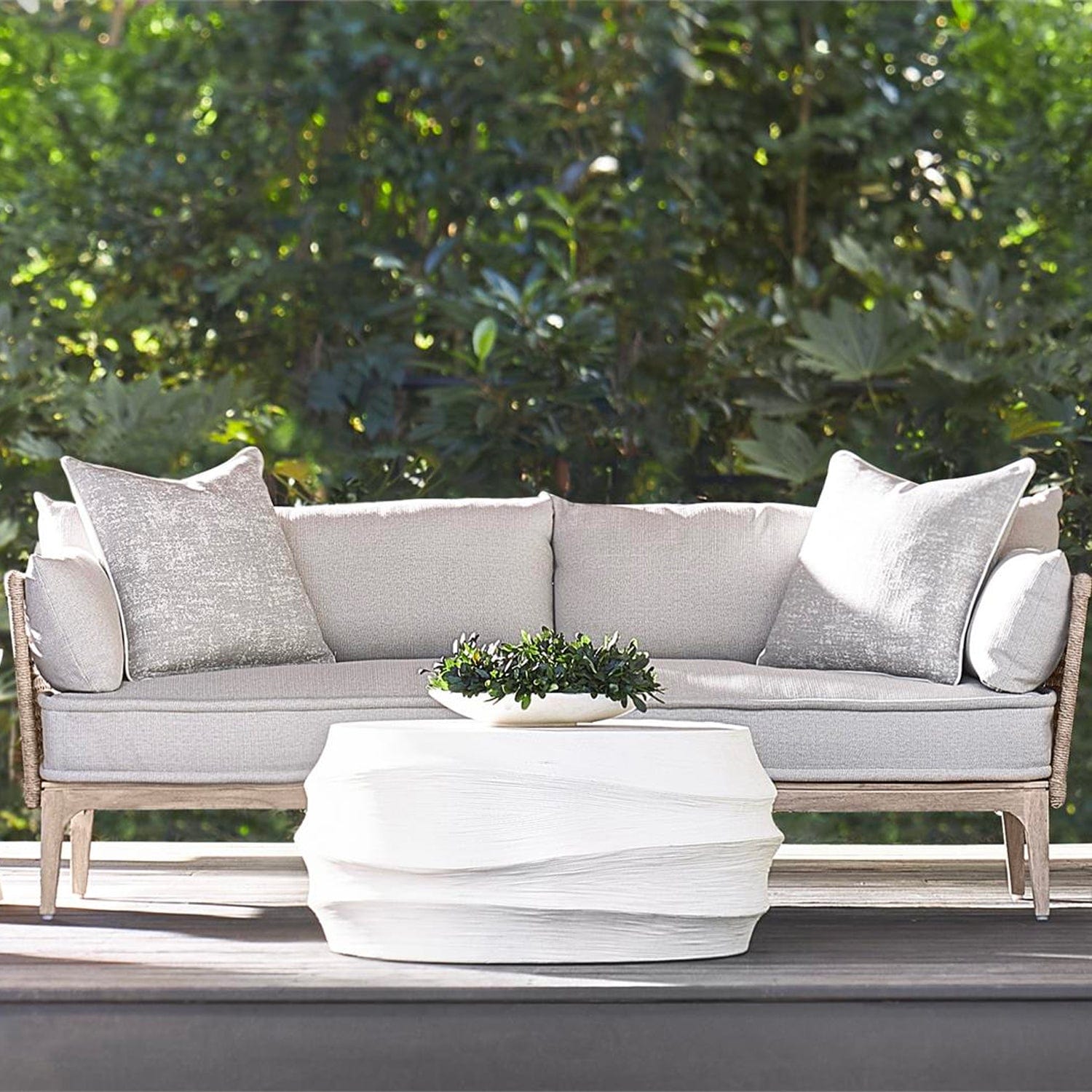 BERNHARDT KAI COCKTAIL TABLE