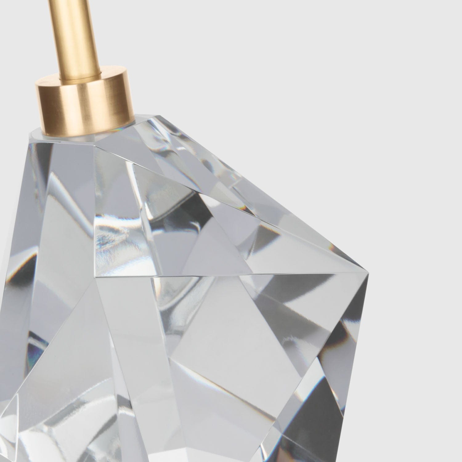 VISUAL COMFORT HALCYON TABLE LAMP