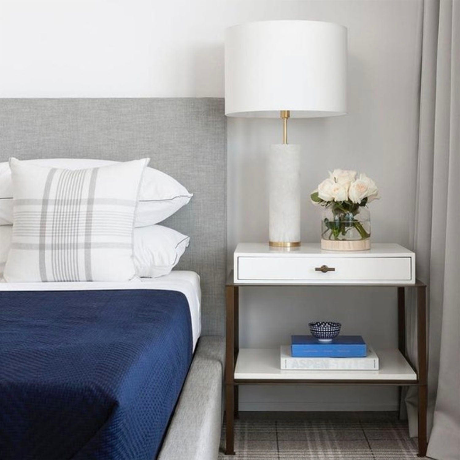 VISUAL COMFORT LINEHAM TABLE LAMP