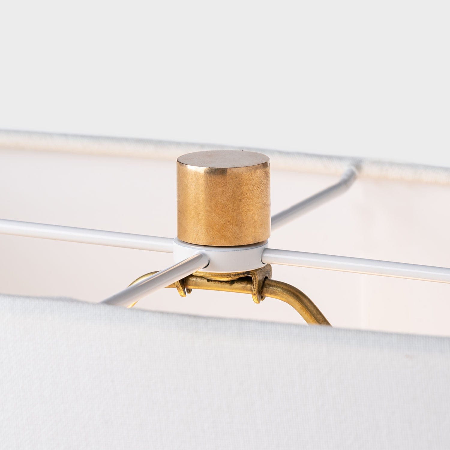 VISUAL COMFORT PEMBA TABLE LAMP