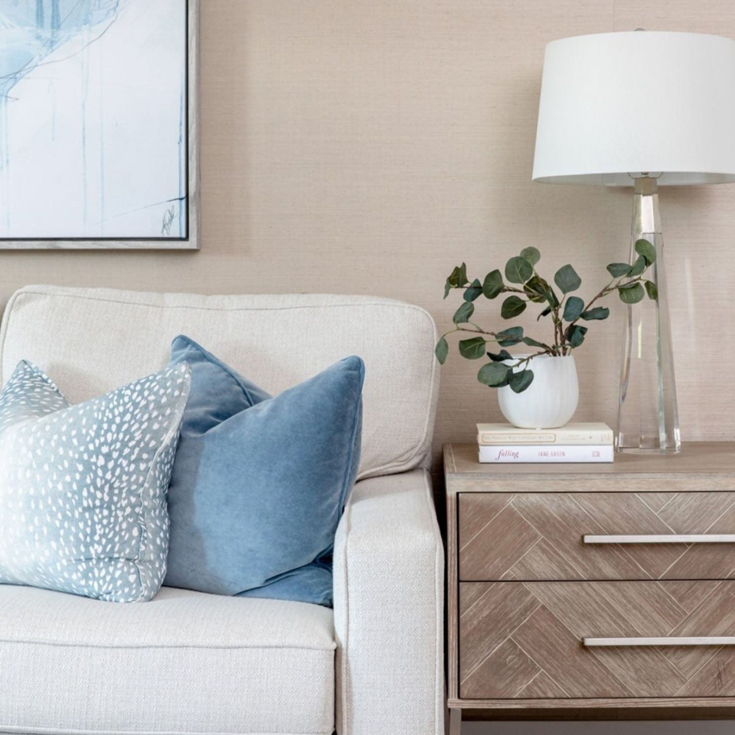 REGINA ANDREW DESIGN CARLI LAMP