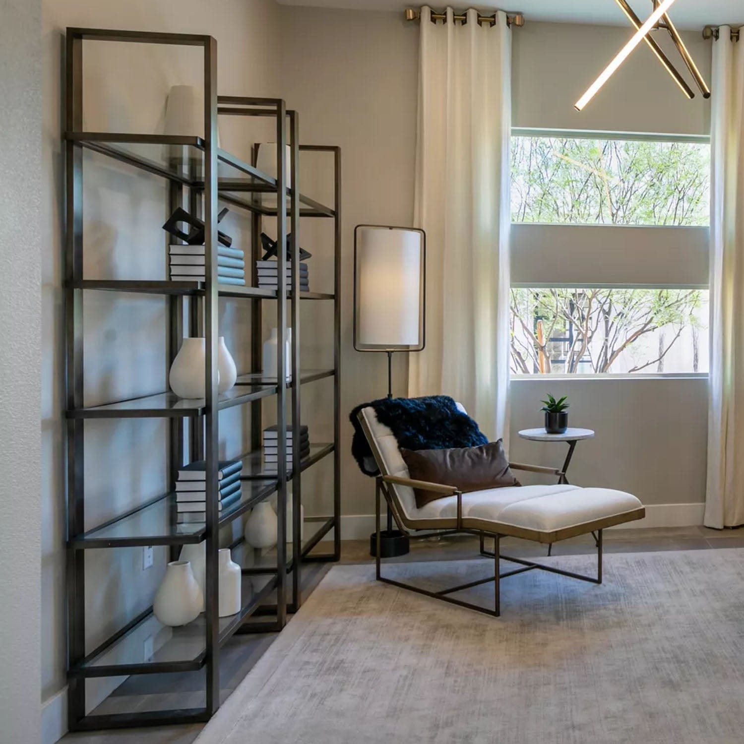 REGINA ANDREW DESIGN GEO RECTANGLE FLOOR LAMP Brass