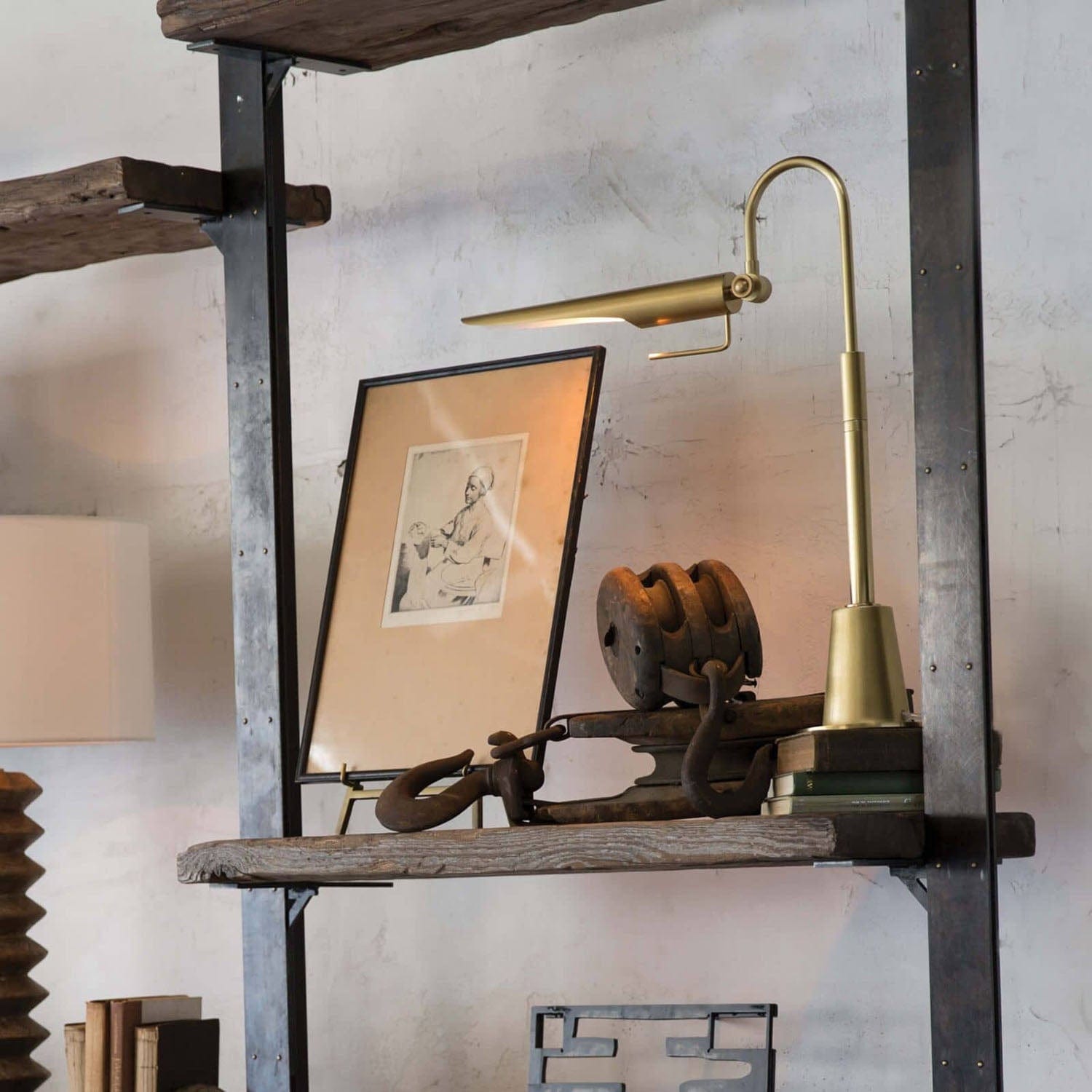REGINA ANDREW DESIGN RAVEN TASK LAMP
