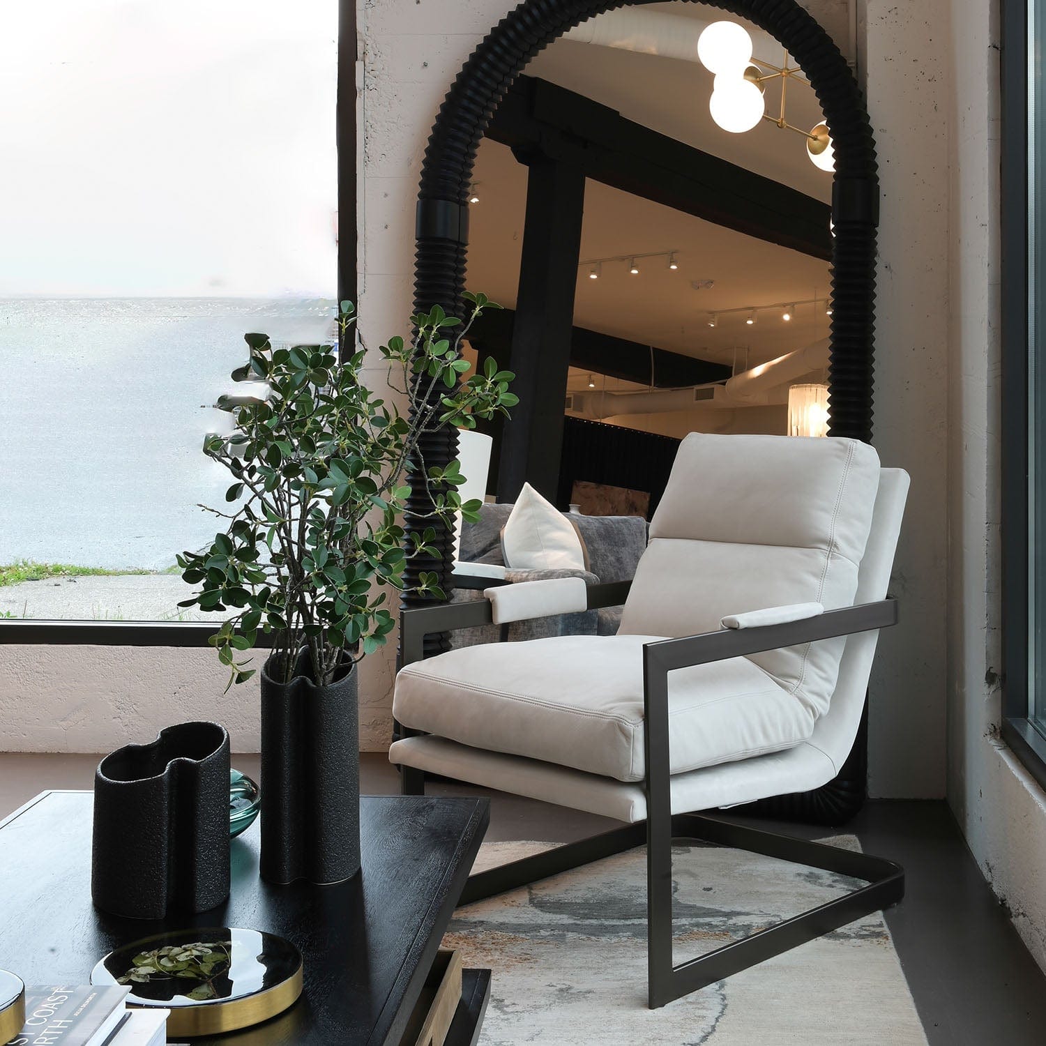 LEE INDUSTRIES WALLEN CHAIR