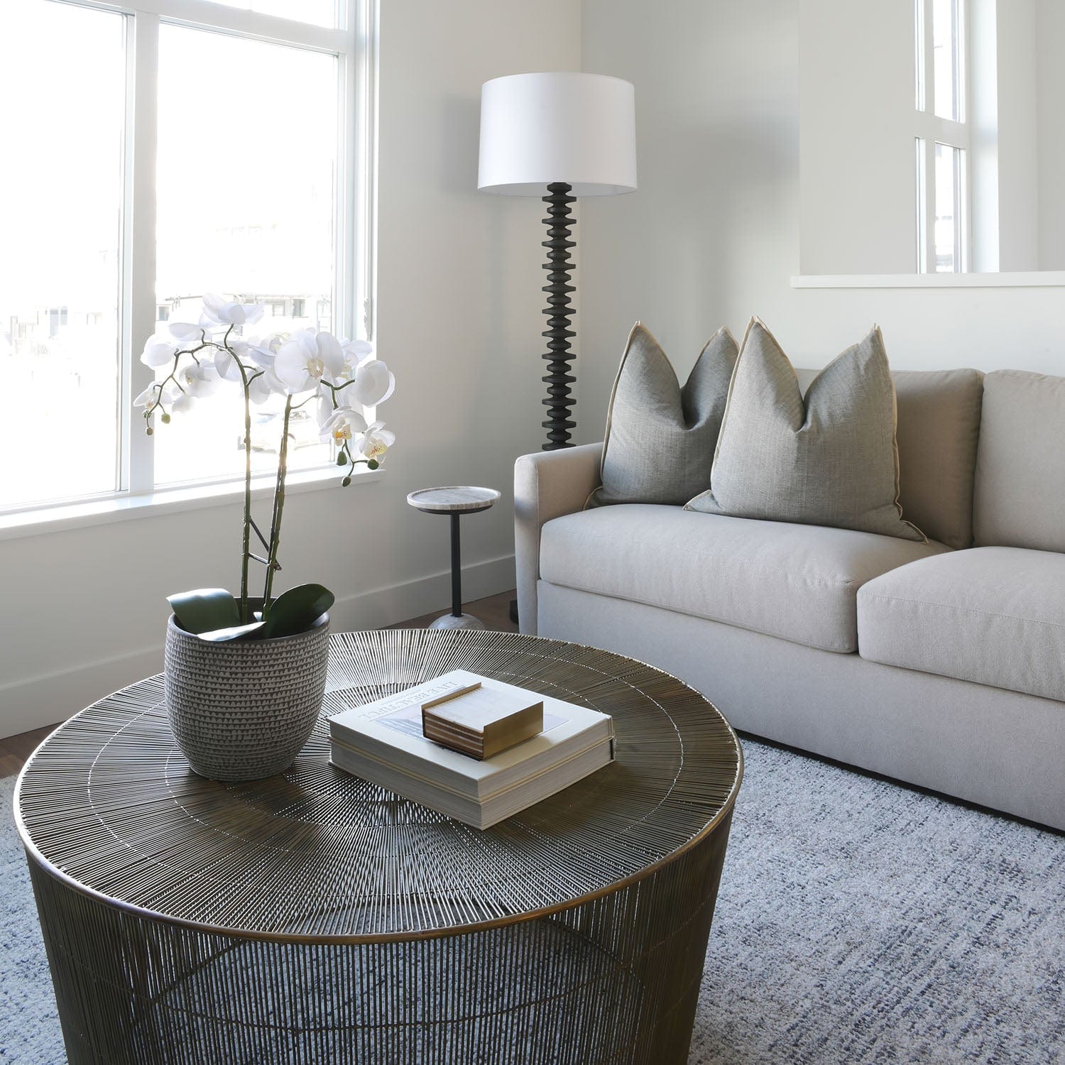 GLOBAL VIEWS RADIANCE COFFEE TABLE