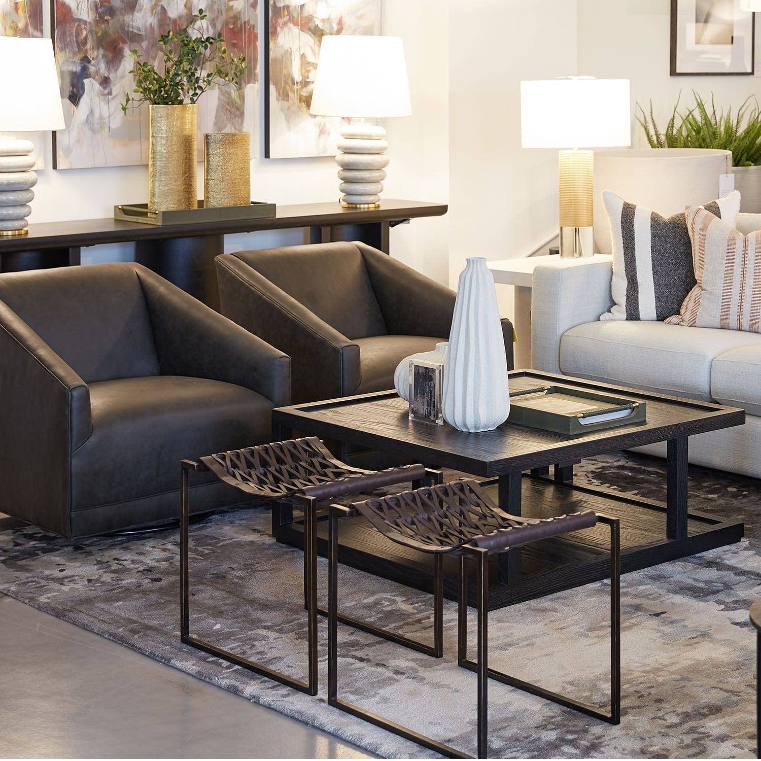 GLOBAL VIEWS KNIT & PEARL STOOL