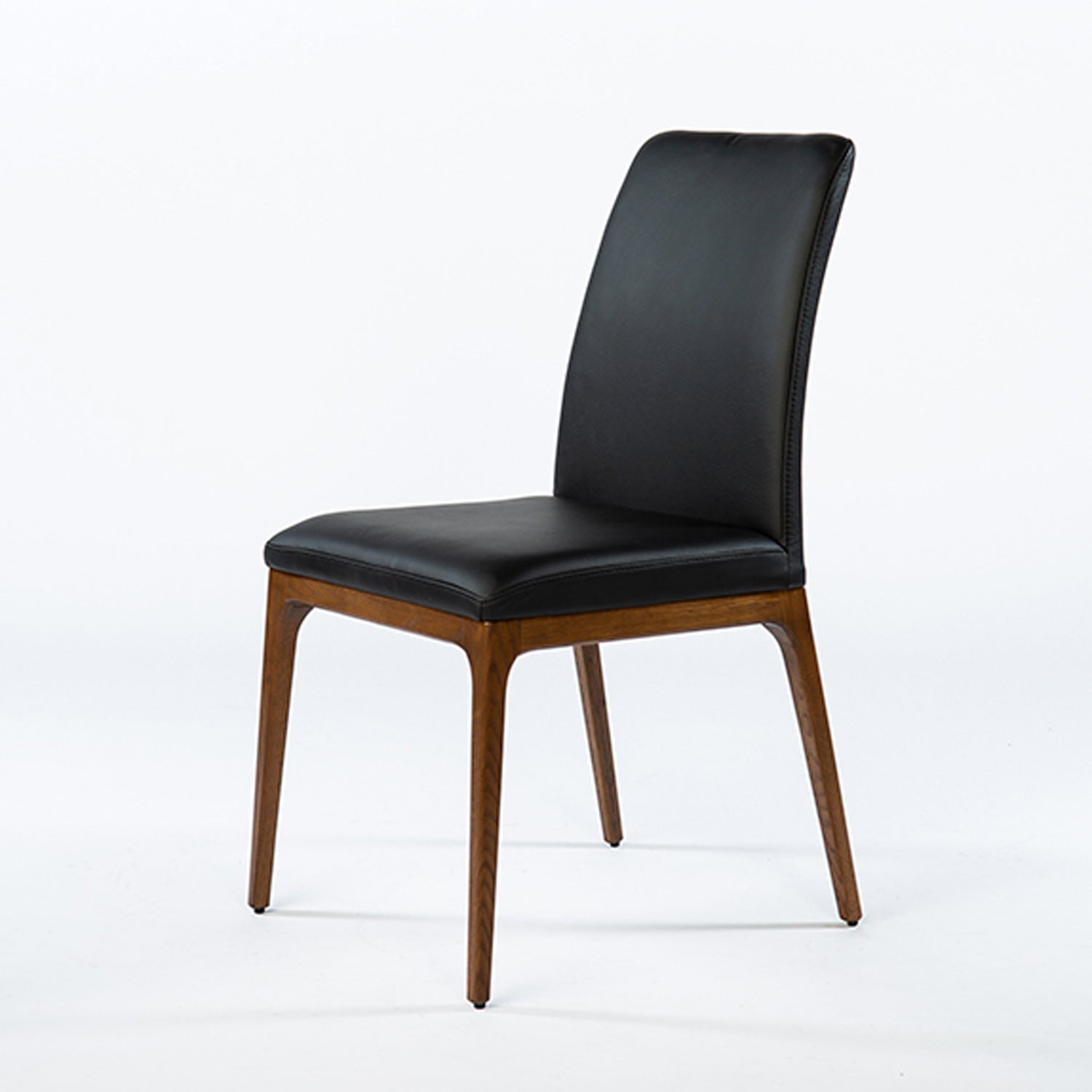 LUCIA CHAIR