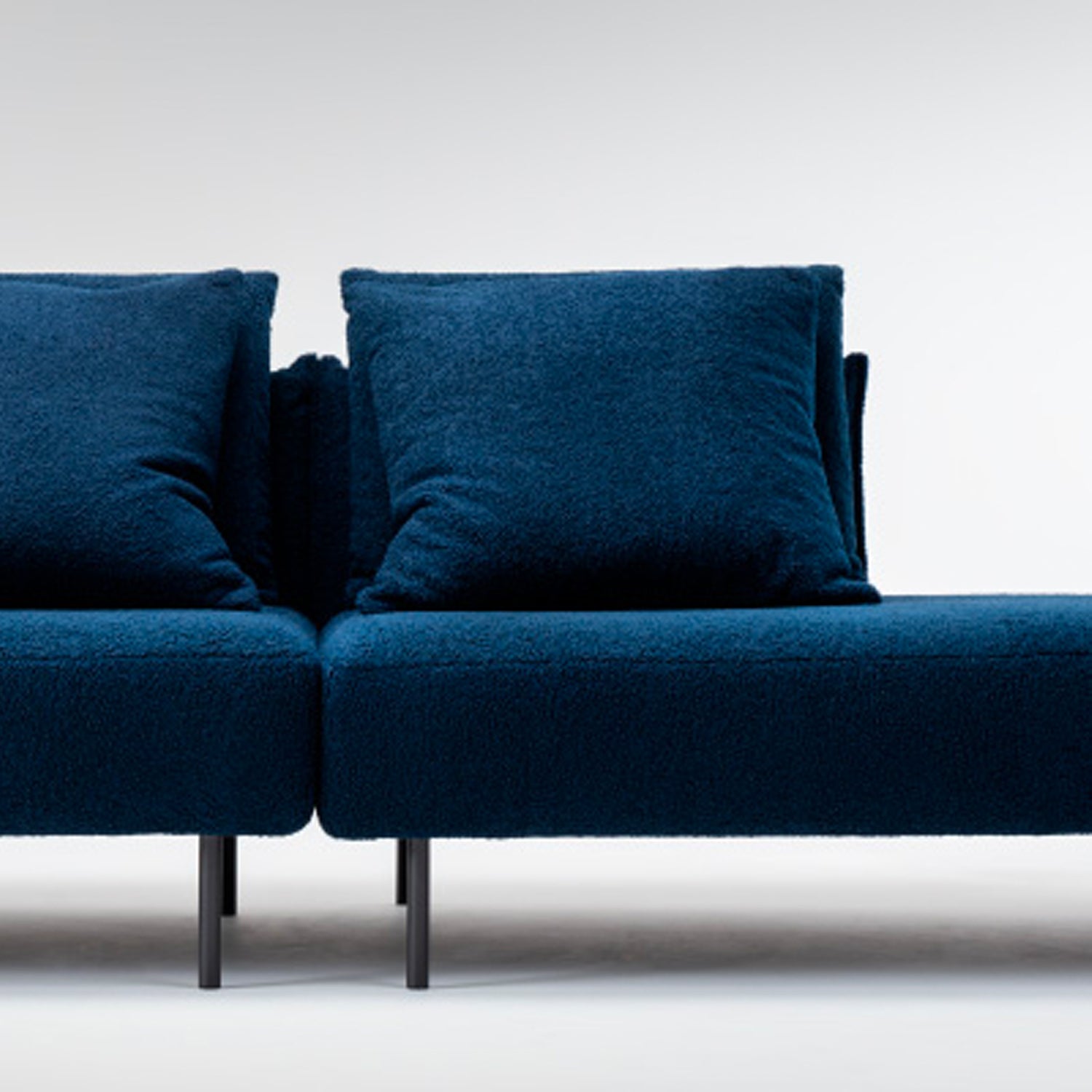 LE BEAUMONT SOFA