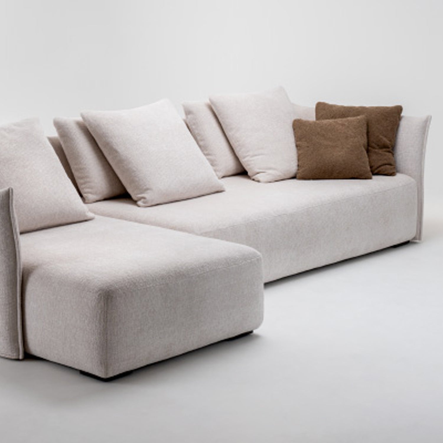 LE SAVOIE SECTIONAL