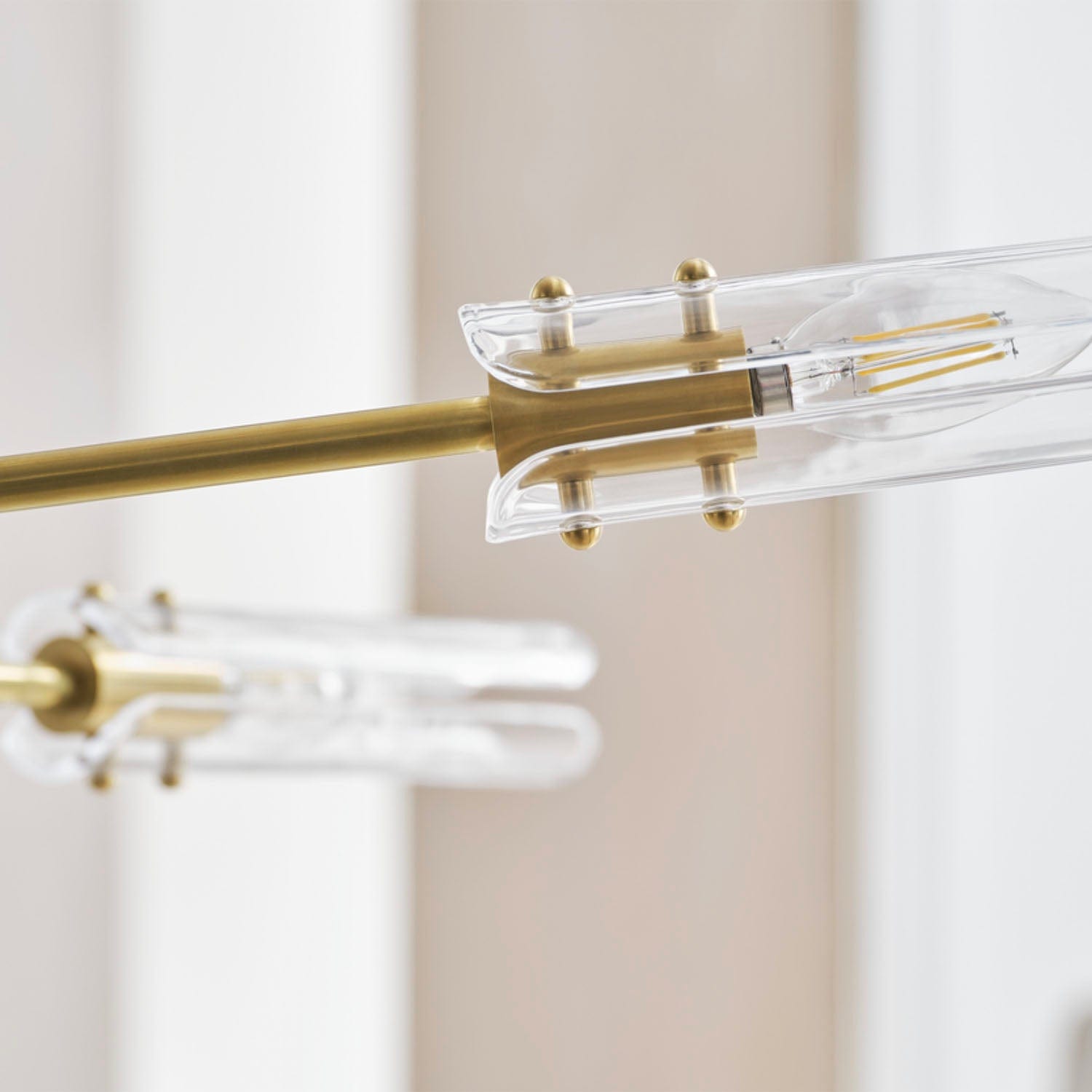 VISUAL COMFORT CASORIA CHANDELIER