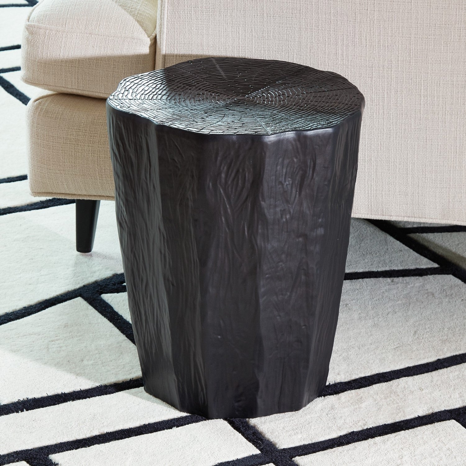 TRUNK STOOL