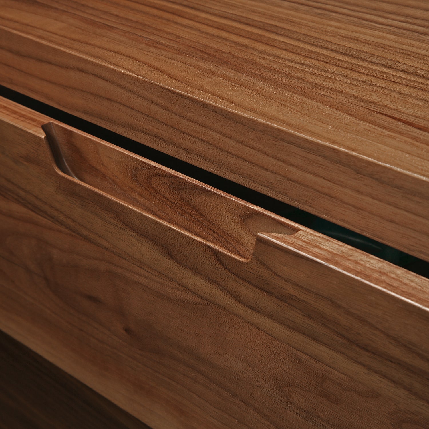 ADLER 6 DRAWER DRESSER