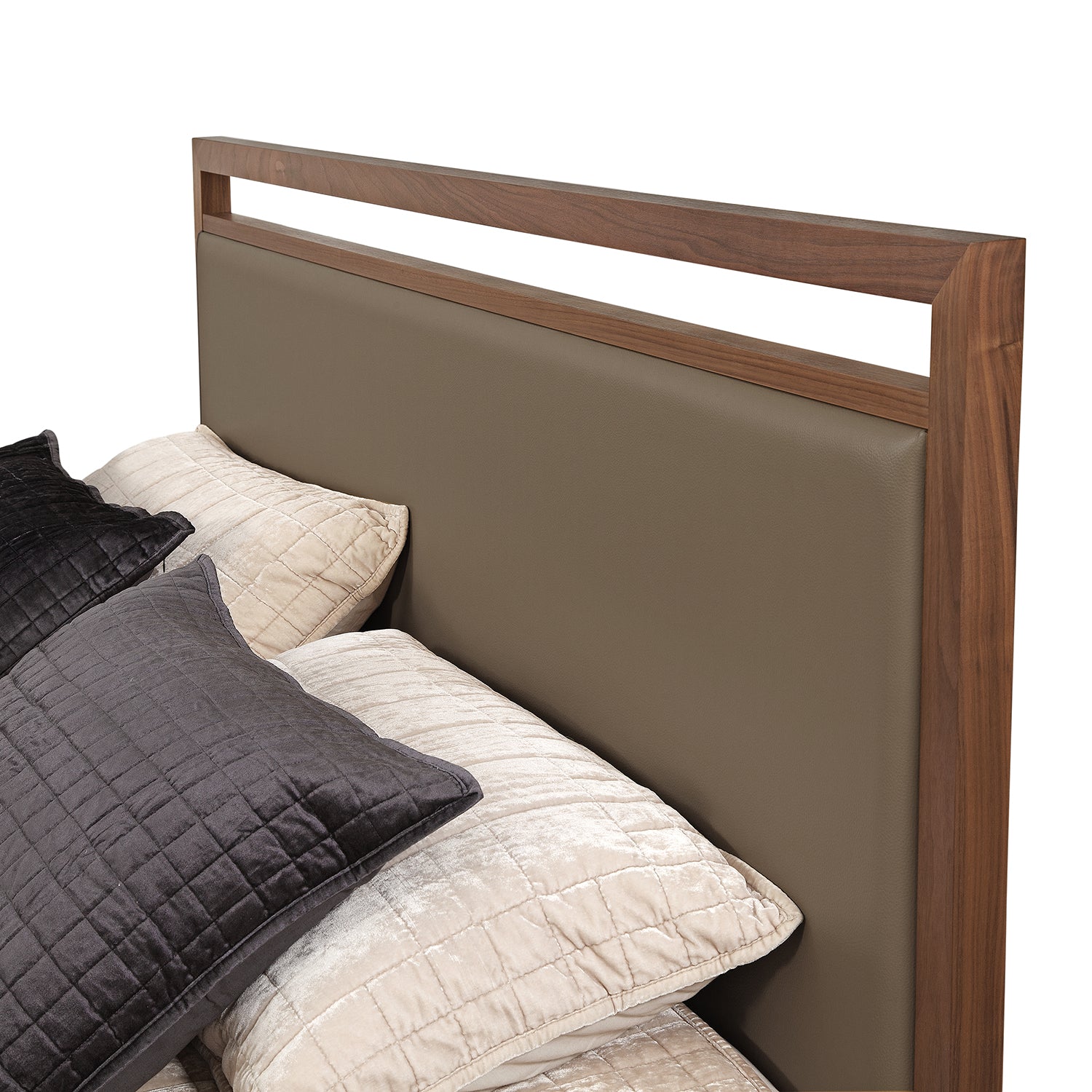 ADLER BED